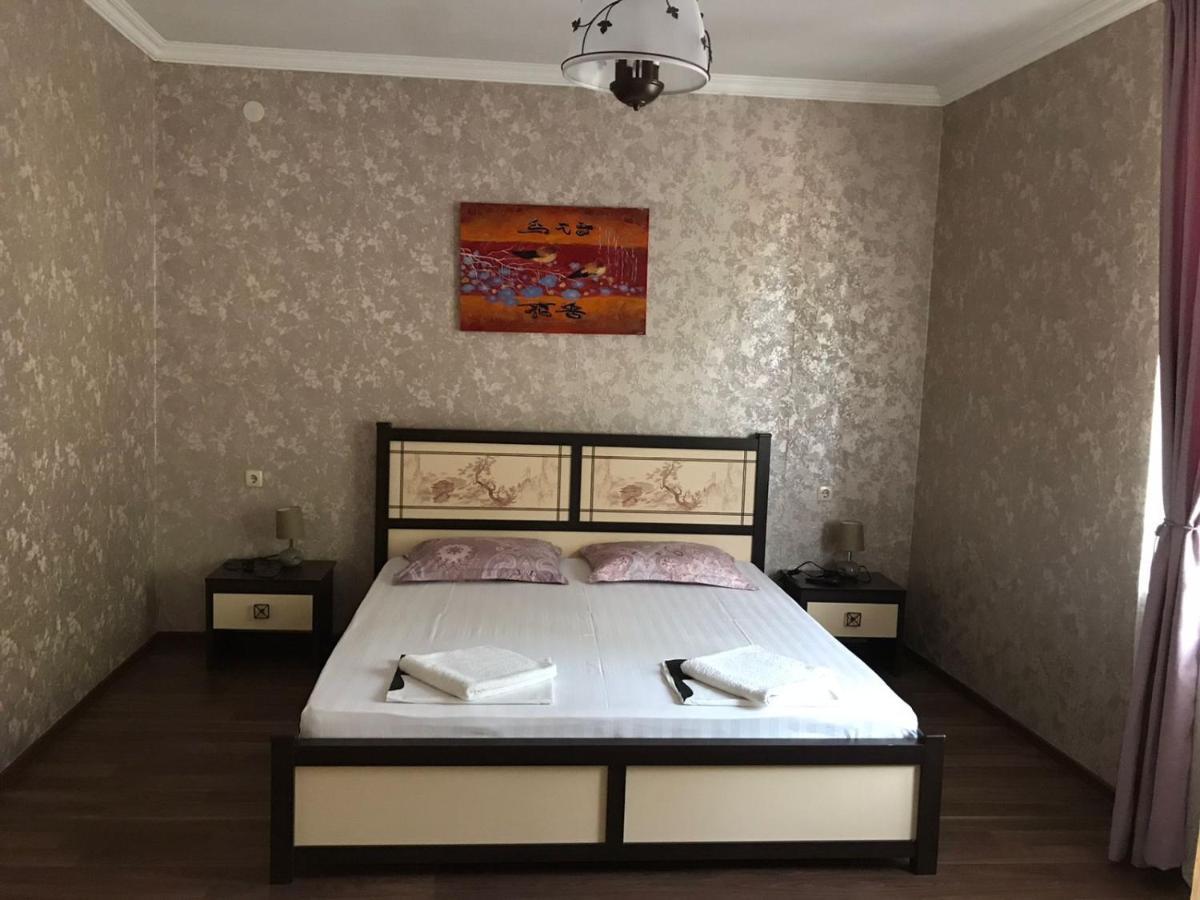 Гостевой Дом София 400 М До Моря Gagra Esterno foto